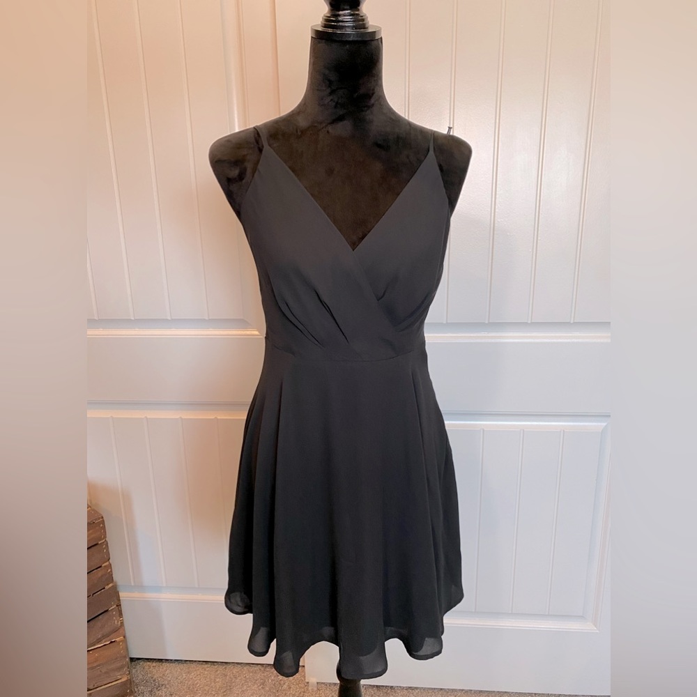 Chiffon V Neck Express Black Dress